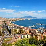 Carlo Di Borbone Apartments - Napoli Chiaia